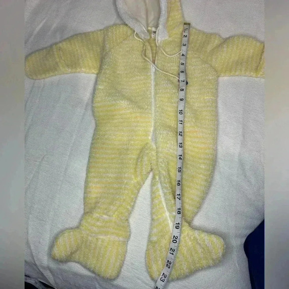 Vintage Disney Winnie the Pooh hooded Sherpa onesie. Size small. - Picture 8 of 11